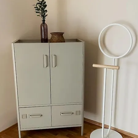 Stilvolle Stadtwohnung - Self Check-in Mit Guten Parkmoeglichkeiten Graz